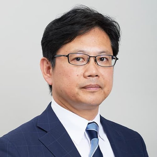 山下 真輝 氏